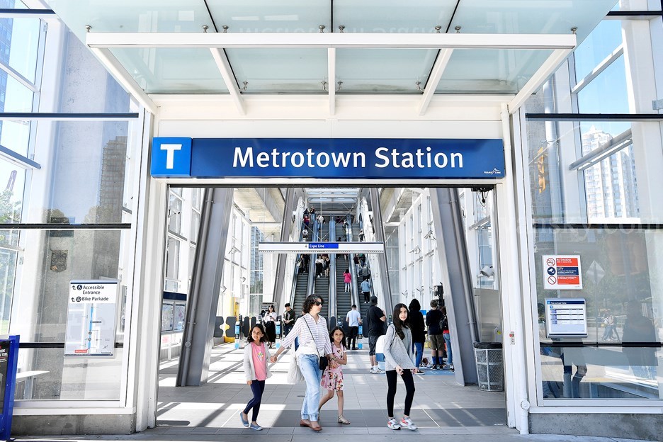 210531223604_metrotown stn.jpg